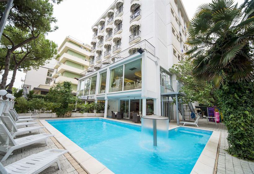 Hotel Royal Plaza